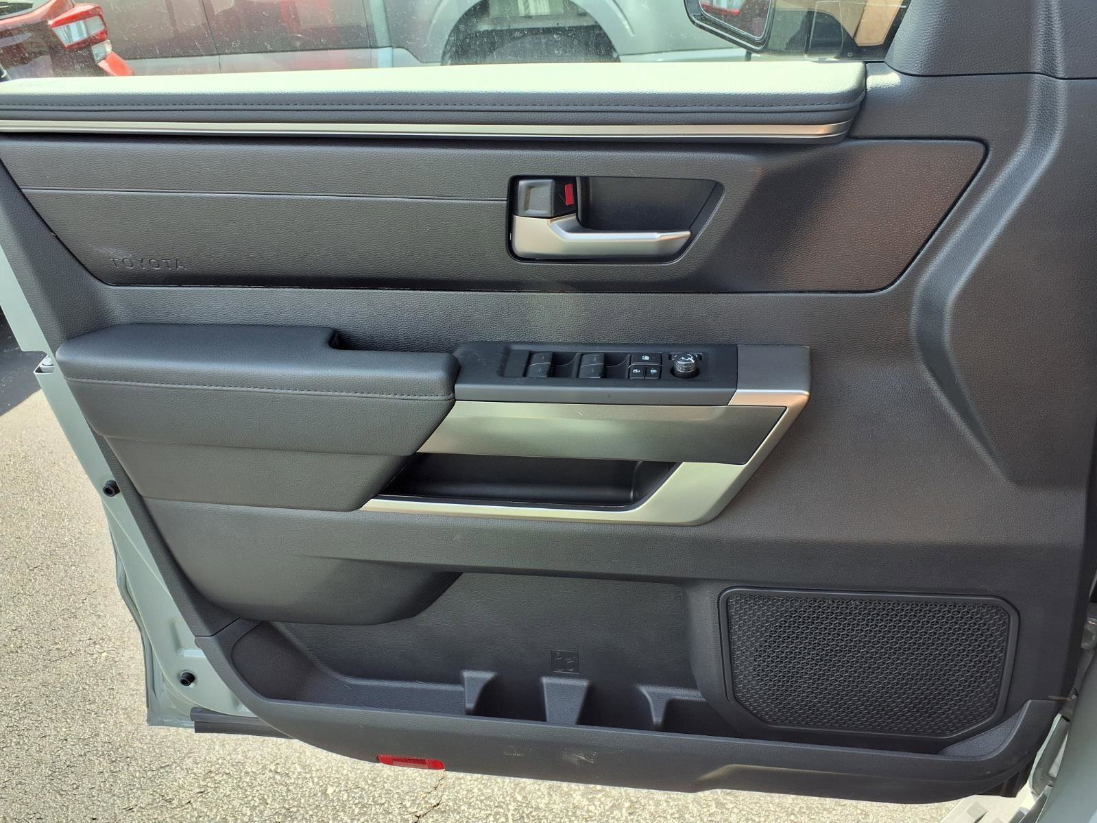 New 2026 Toyota Sequoia SR5 w/ TRD Off-Road Package AWD/4WD image 19