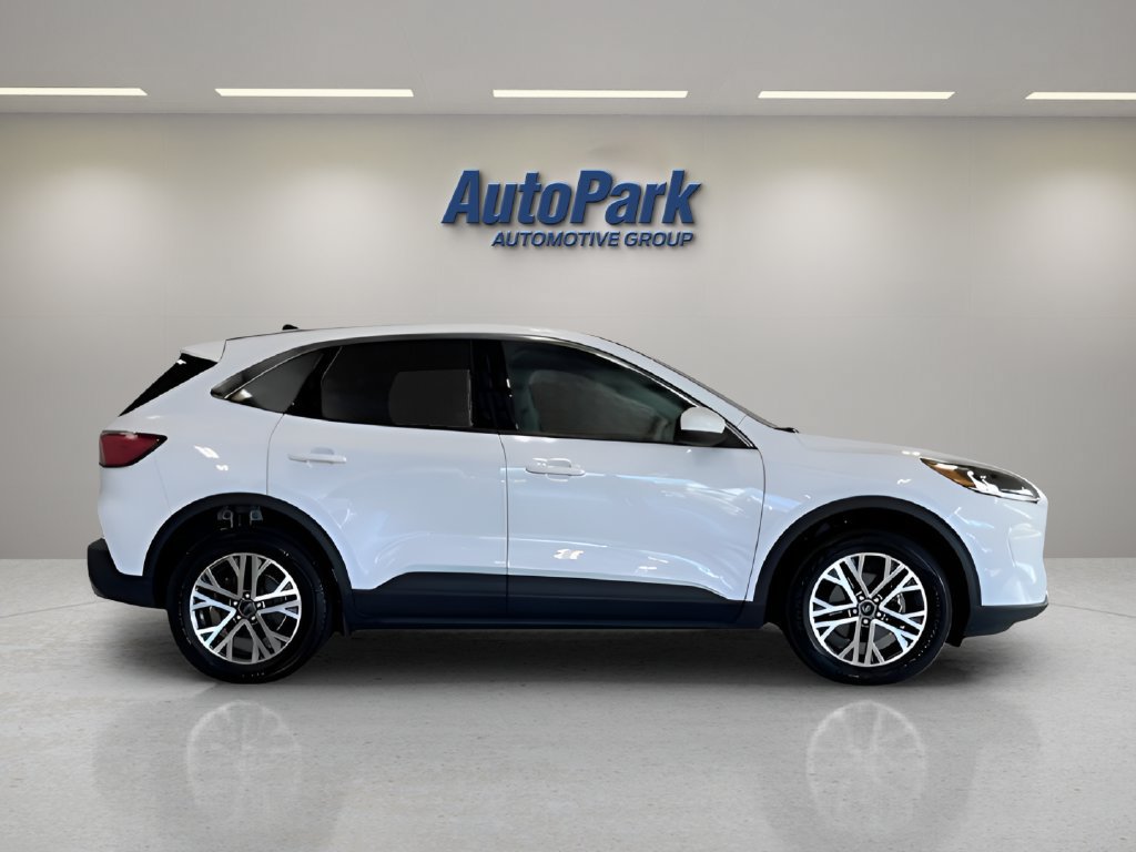Used 2022 Ford Escape SEL AWD/4WD image 8