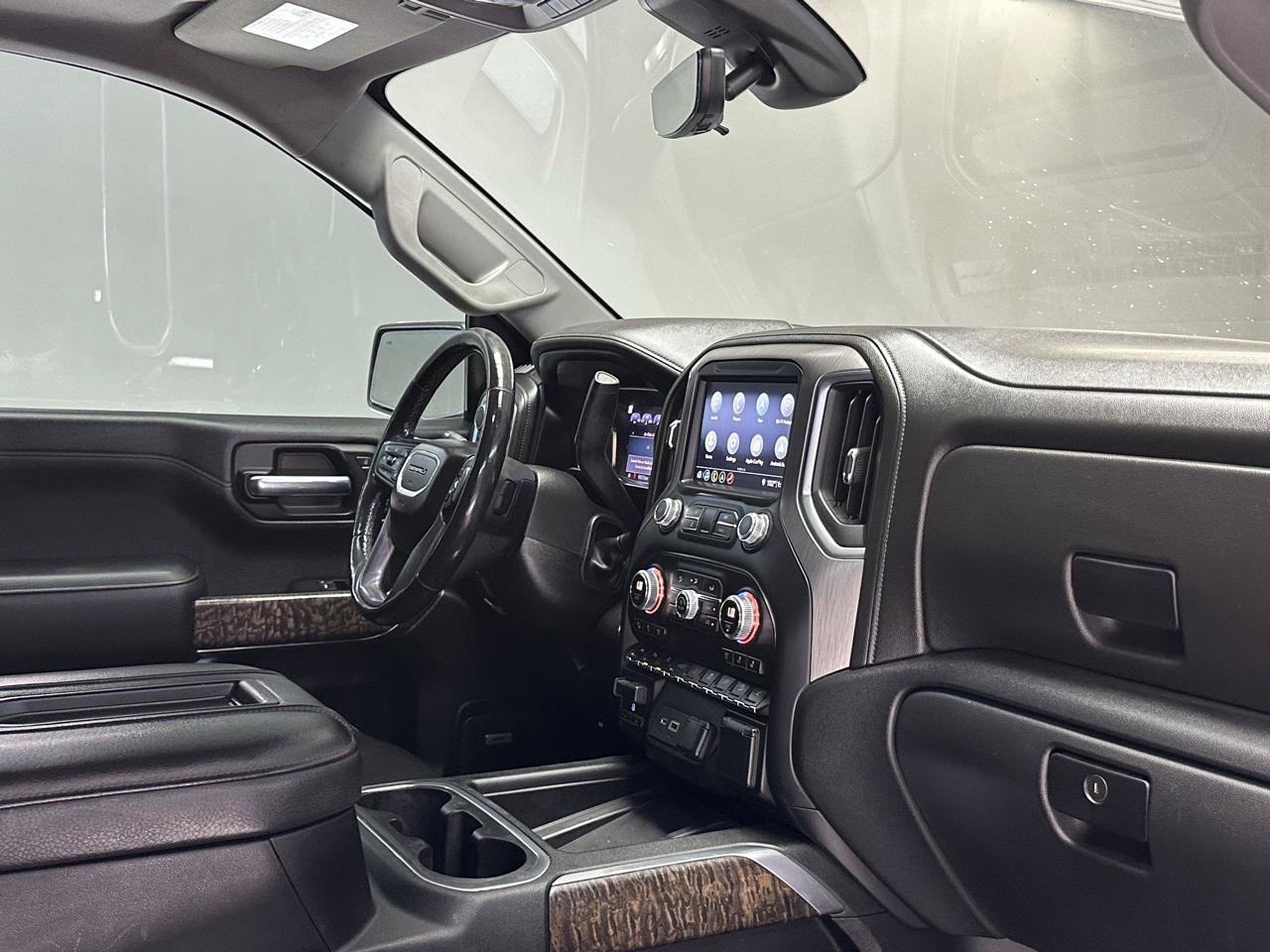 Used 2019 GMC Sierra 1500 Denali w/ Denali Ultimate Package AWD/4WD image 12
