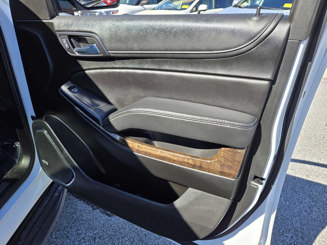 Used 2019 Chevrolet Suburban LT AWD/4WD image 21