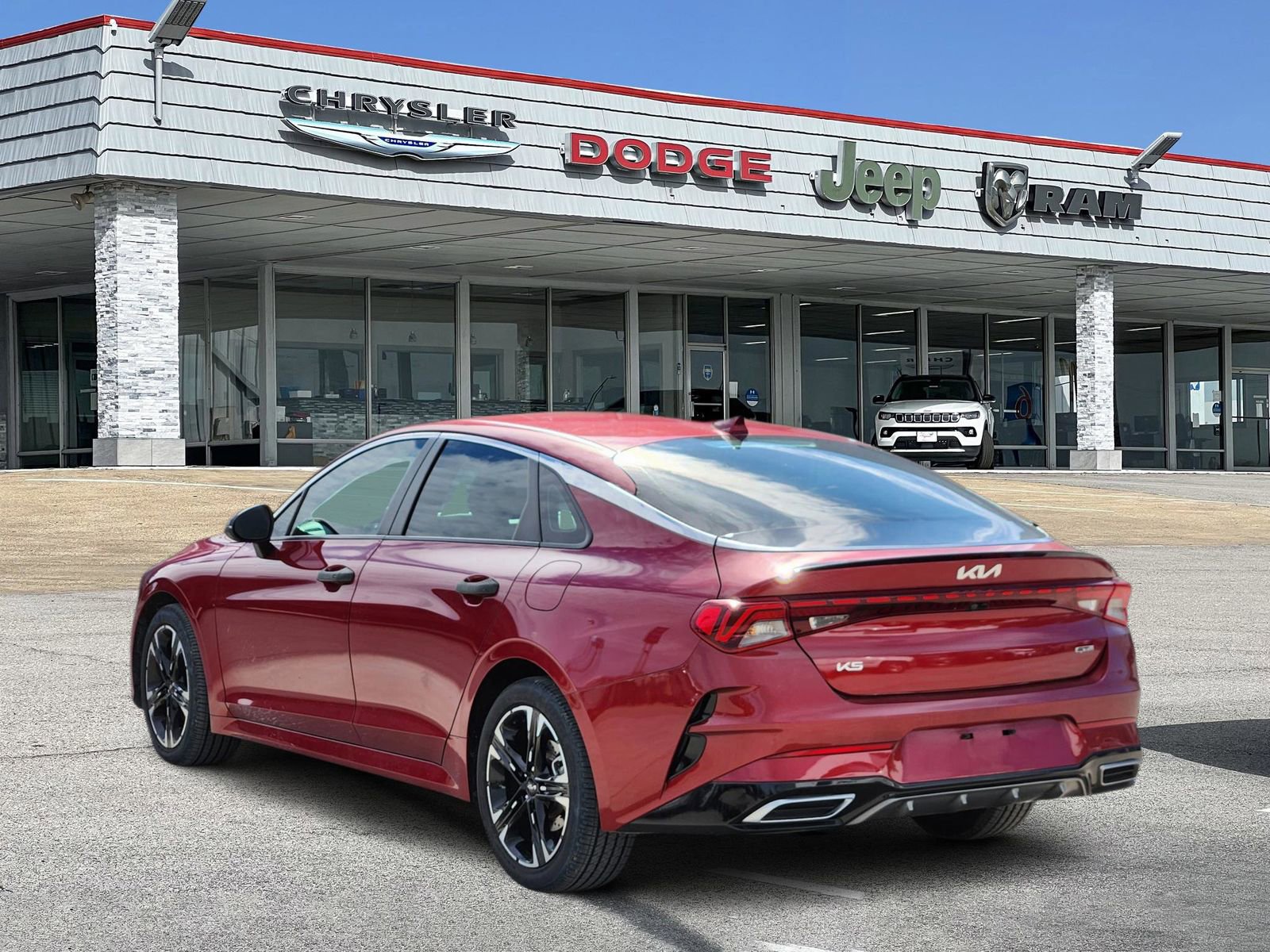 Used 2024 Kia K5 GT-Line w/ GT-Line Premium Package image 4