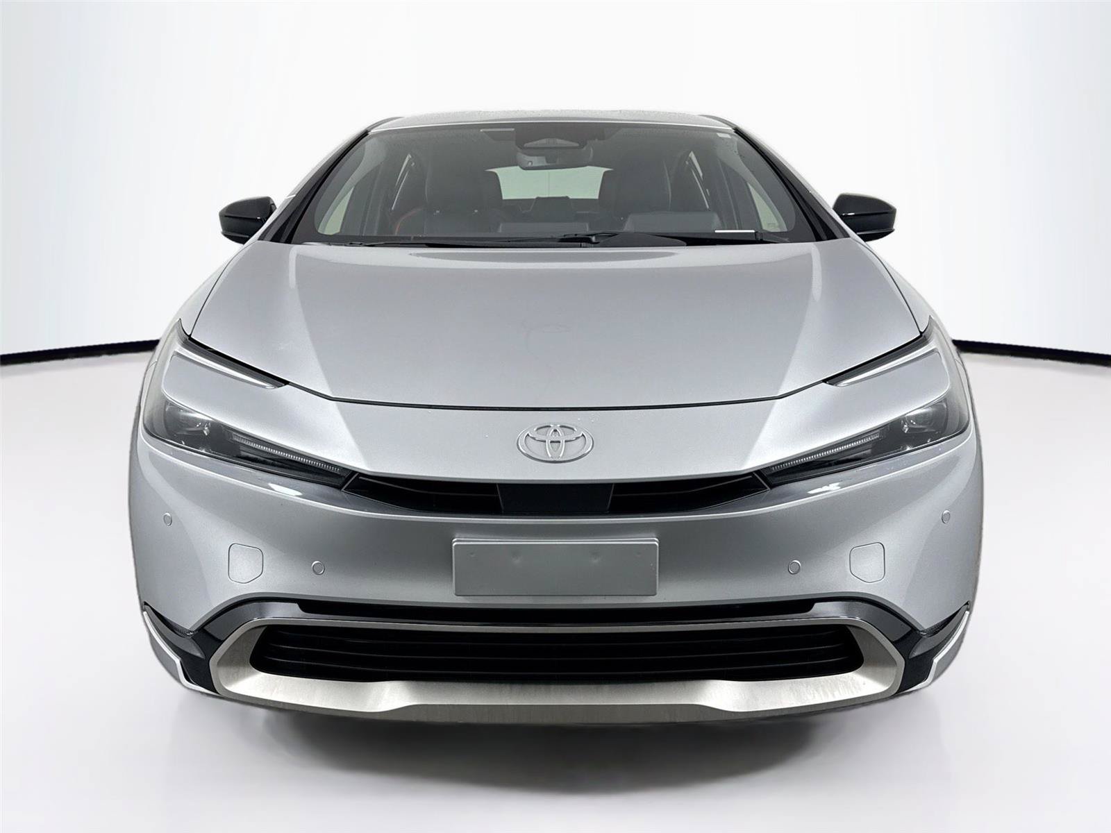 Certified 2025 Toyota Prius Plug-In Hybrid FWD image 9
