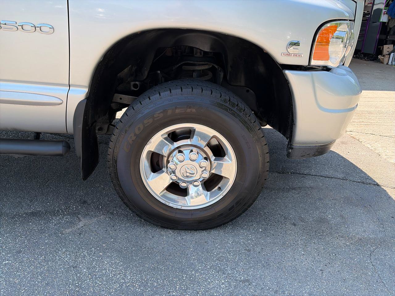 Used 2004 Dodge Ram 3500 Truck SLT w/ Sport Appearance Group AWD/4WD image 13