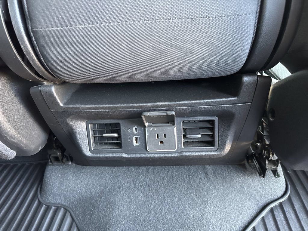 Used 2025 Chevrolet Silverado 2500 LT w/ Convenience Package AWD/4WD image 16
