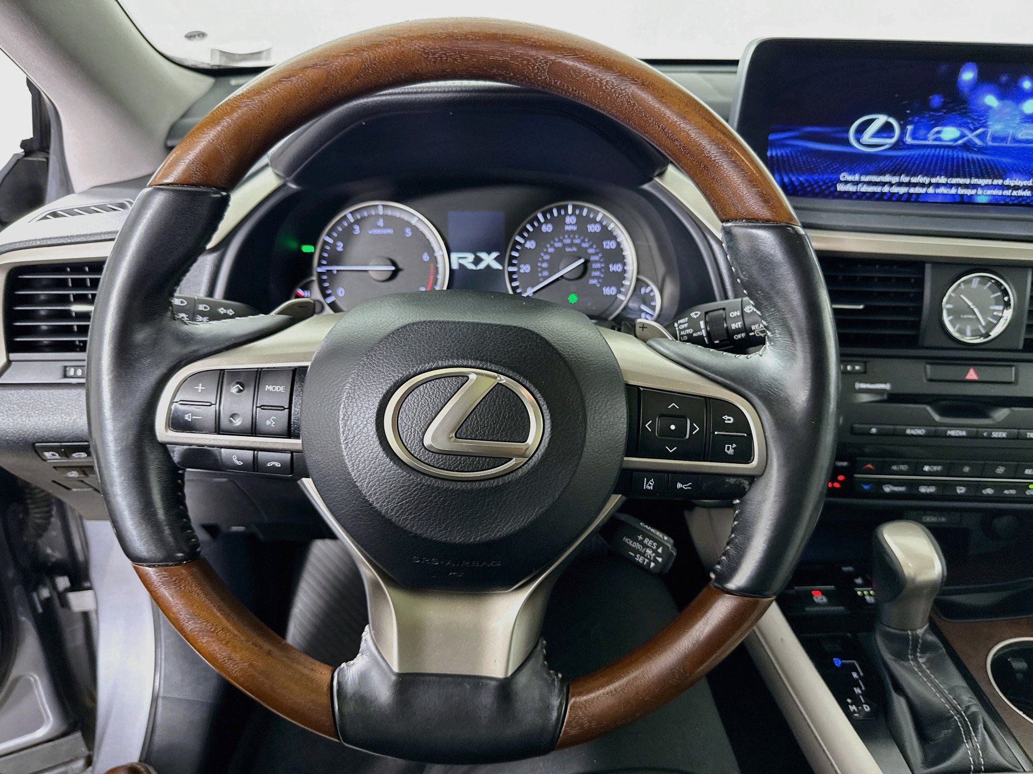 Used 2020 Lexus RX 350L Premium w/ Premium Package AWD/4WD image 12
