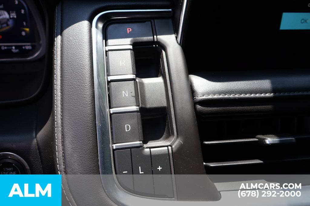 Used 2023 Chevrolet Tahoe Z71 w/ Luxury Package AWD/4WD image 34