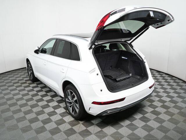 Used 2021 Audi Q5 2.0T Premium Plus w/ Premium Plus Package AWD/4WD image 28