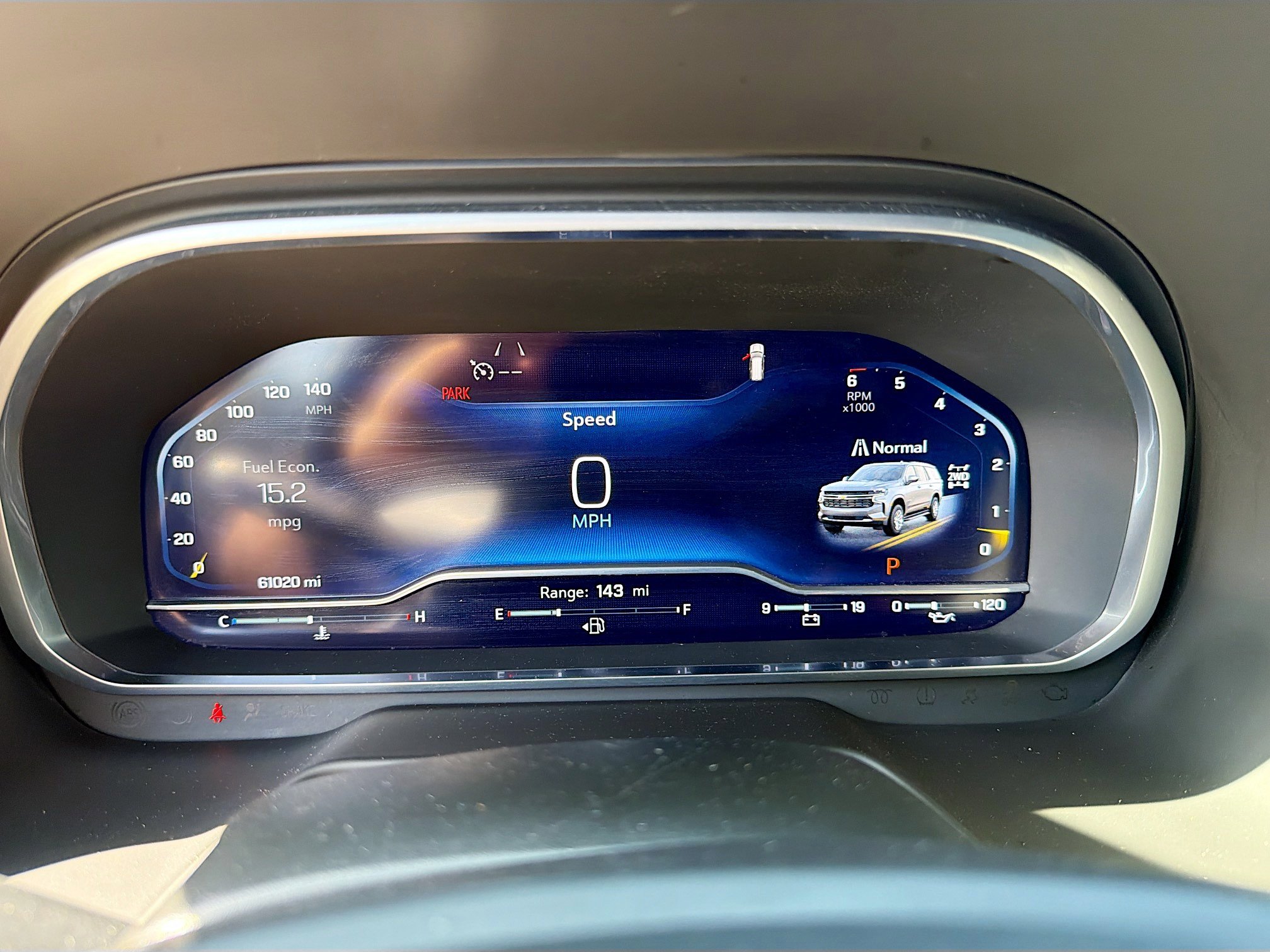 Used 2023 Chevrolet Suburban Premier image 38