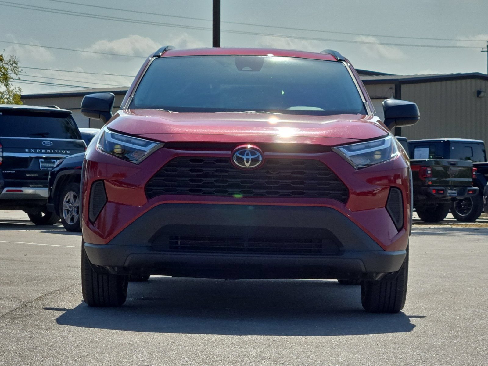 Certified 2025 Toyota RAV4 LE AWD/4WD image 8