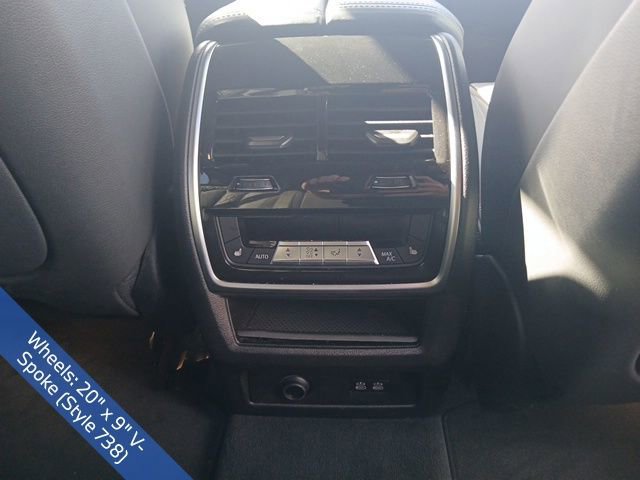 Used 2025 BMW X5 xDrive50e image 15