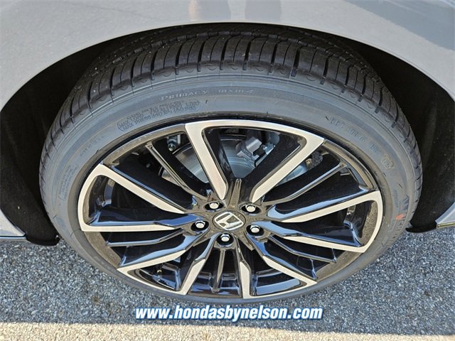 New 2025 Honda Accord Touring image 9