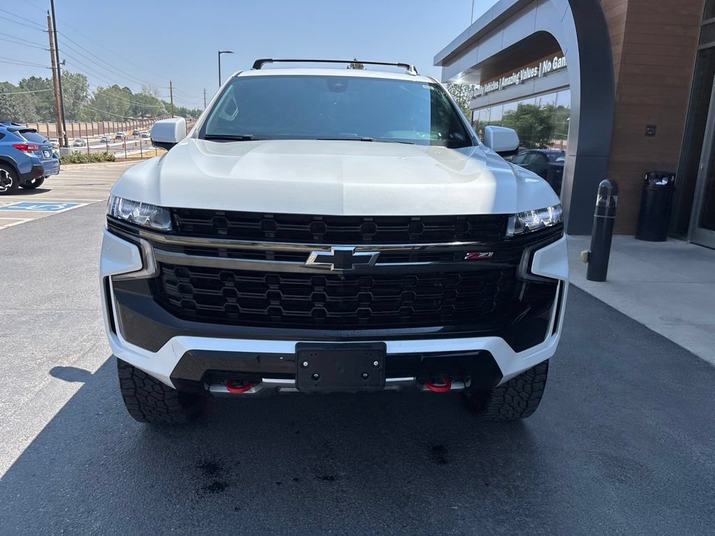 Used 2021 Chevrolet Tahoe Z71 w/ Luxury Package AWD/4WD image 3