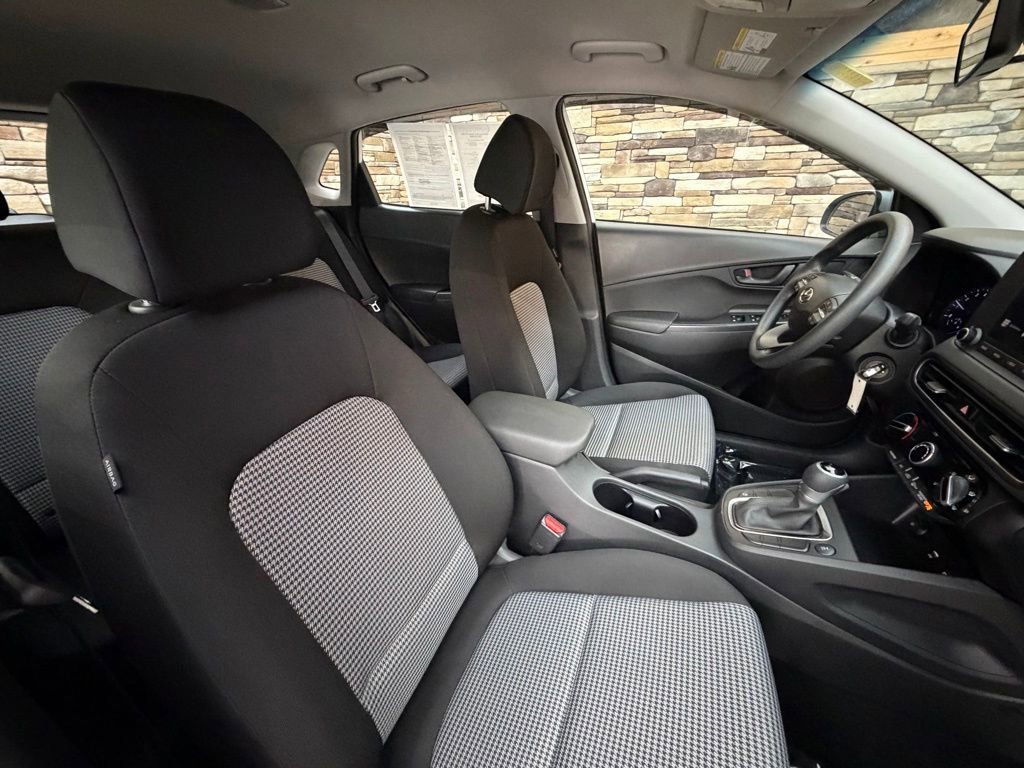 Used 2023 Hyundai Kona SE AWD/4WD image 15