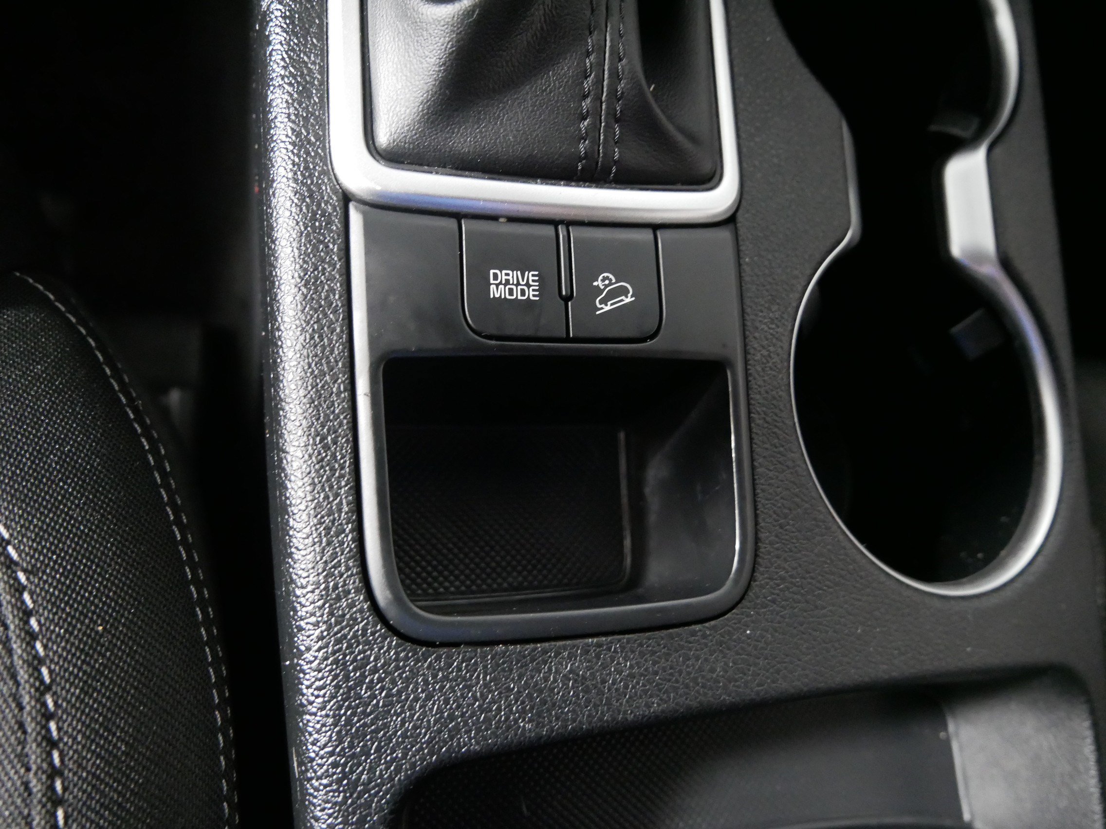 Used 2020 Kia Sportage LX FWD image 32