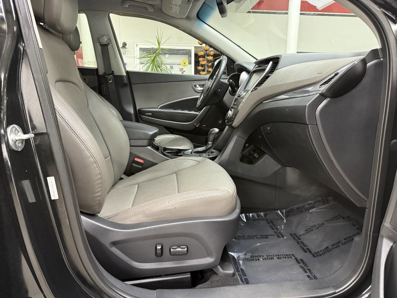 Used 2016 Hyundai Santa Fe Sport 2.0T w/ Option Group 05 AWD/4WD image 17