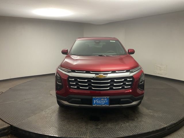 New 2026 Chevrolet Equinox LT image 2