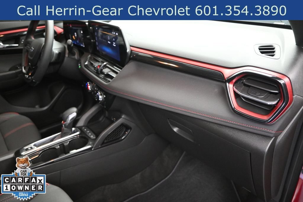 Used 2024 Chevrolet TrailBlazer RS w/ Driver Confidence Package FWD image 24