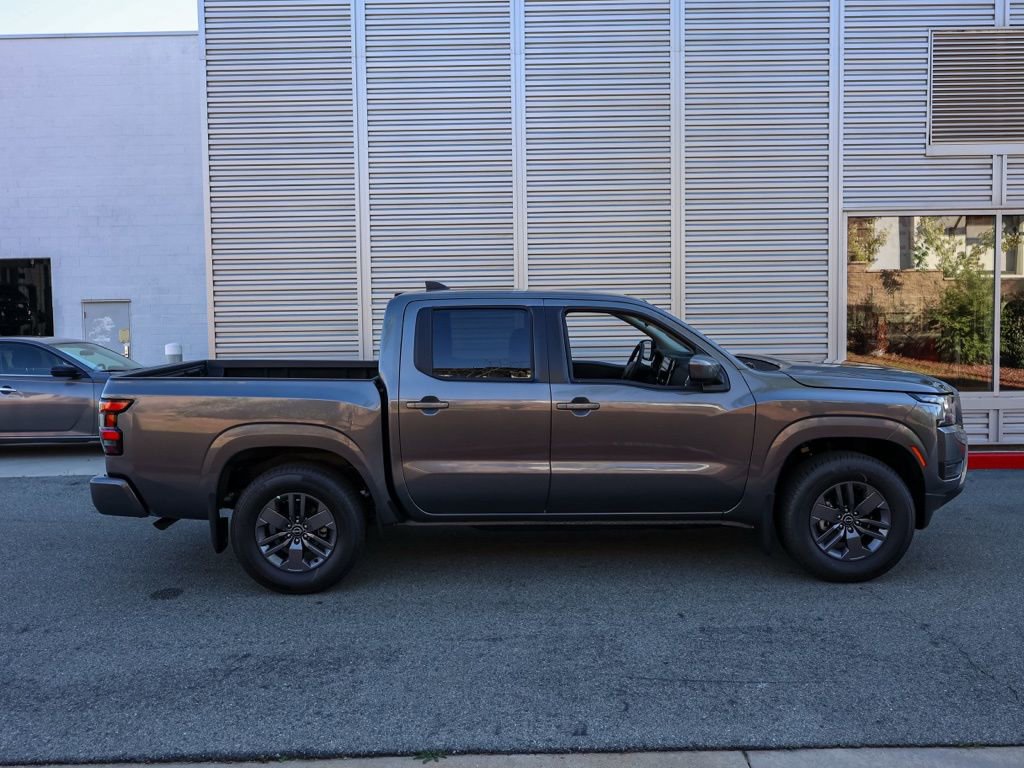 New 2026 Nissan Frontier SV w/ Tow Package image 3