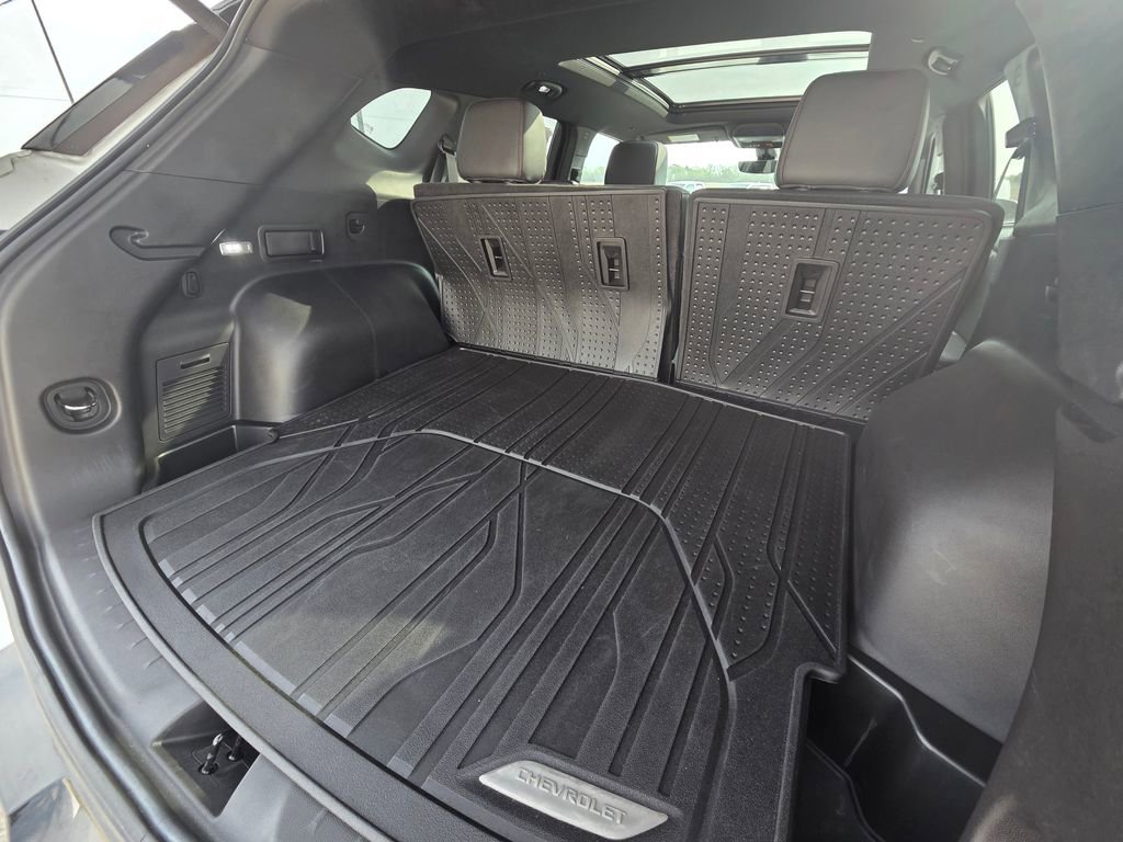 Used 2023 Chevrolet Blazer RS w/ Driver Confidence II Package FWD image 29