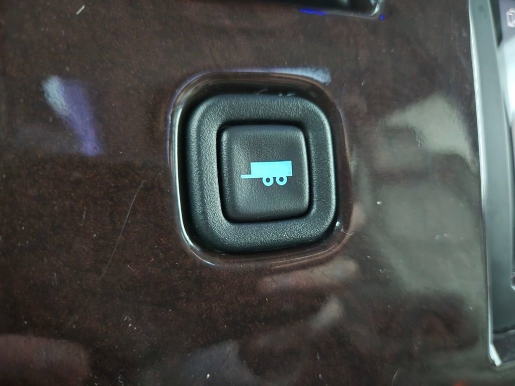 Used 2020 GMC Savana 2500 Explorer Limited SE image 32