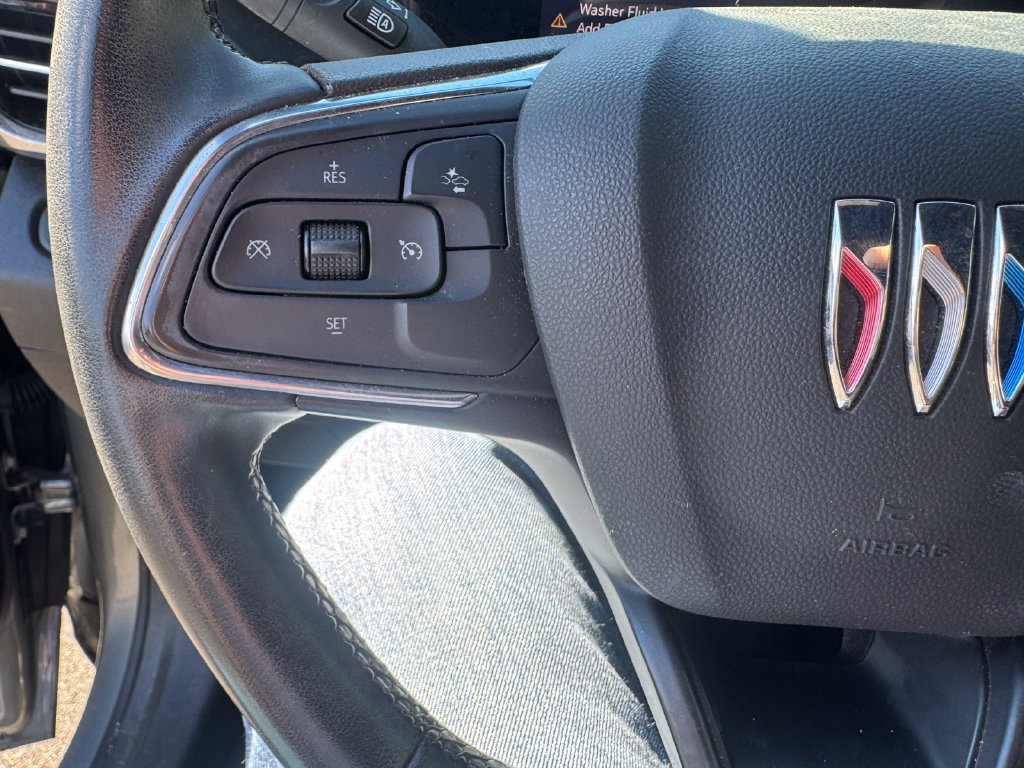 Used 2024 Buick Envista Sport Touring w/ Convenience II Package FWD image 17