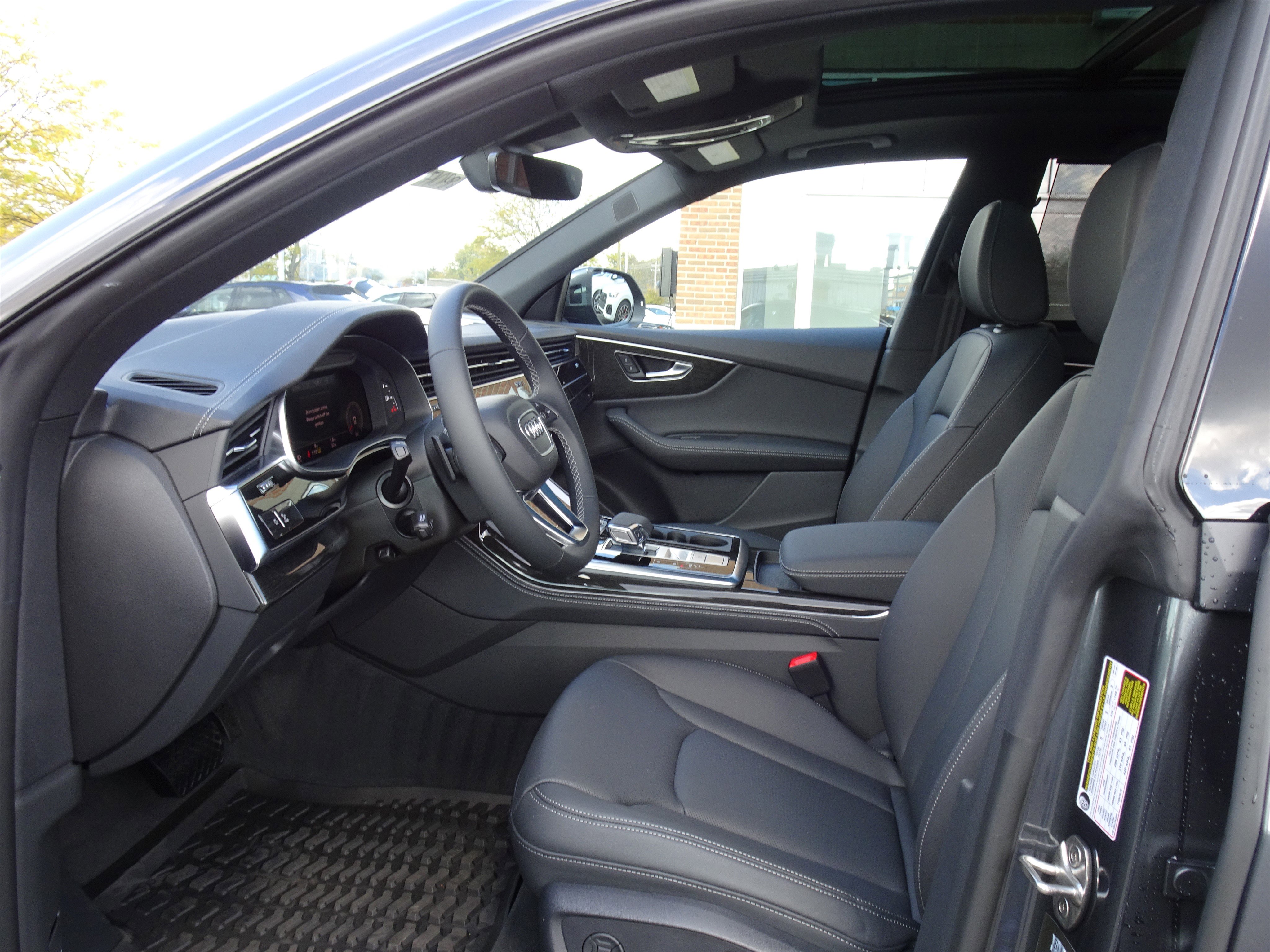 New 2026 Audi Q8 Premium Plus image 4