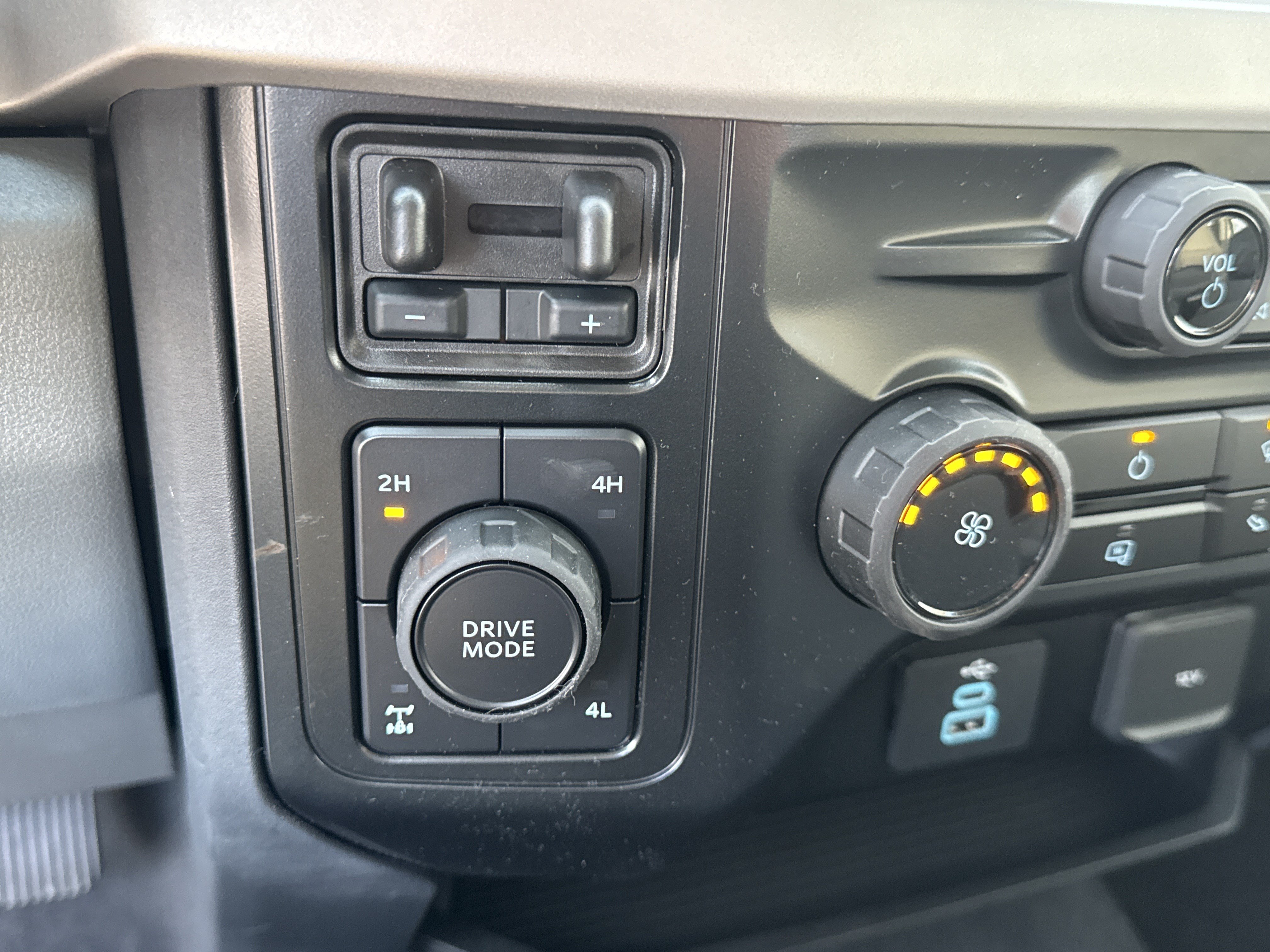 New 2026 Ford F250 XL w/ STX Appearance Package image 27