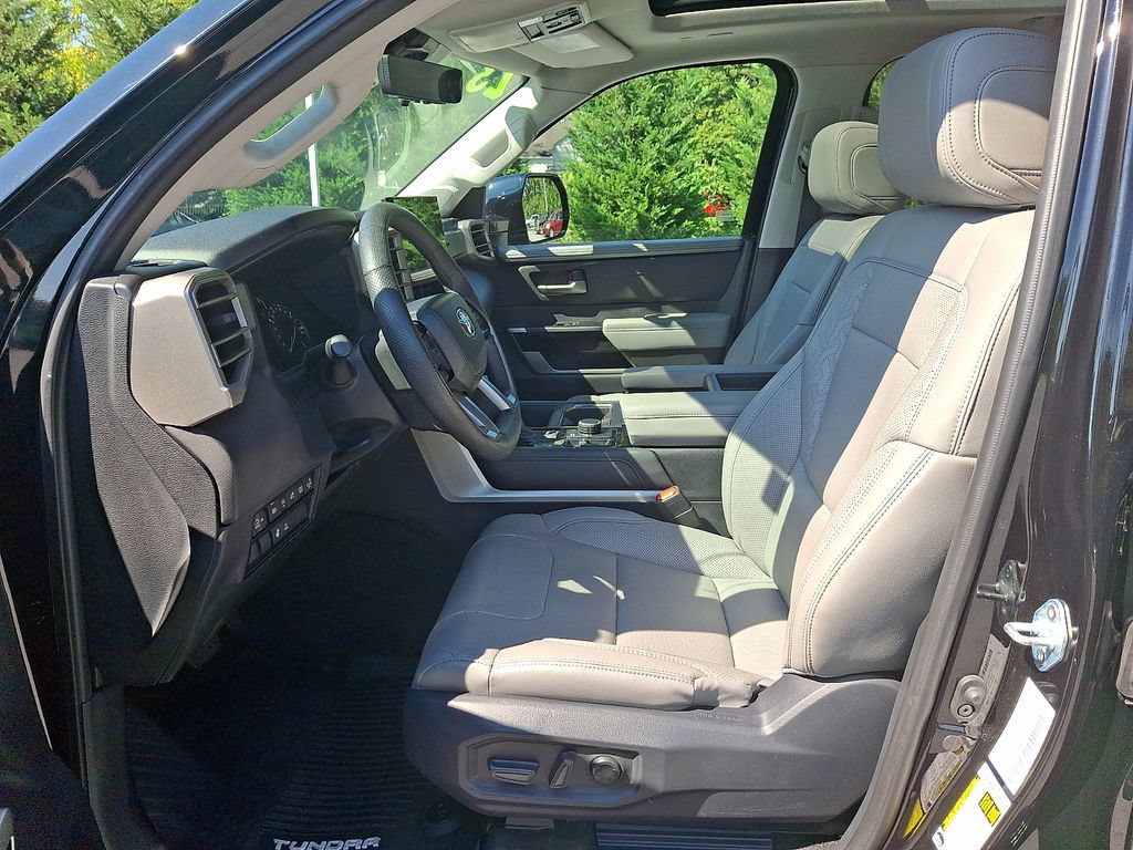 Used 2023 Toyota Tundra Limited AWD/4WD image 13