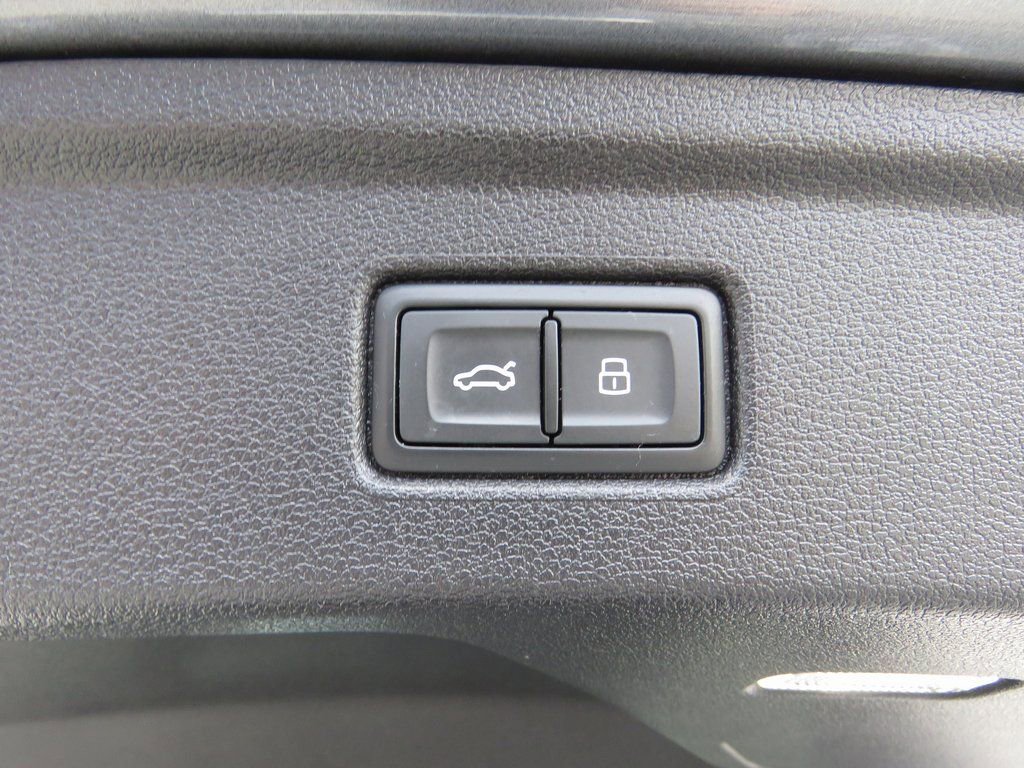 Used 2018 Audi A5 2.0T Premium Plus w/ Premium Plus image 19