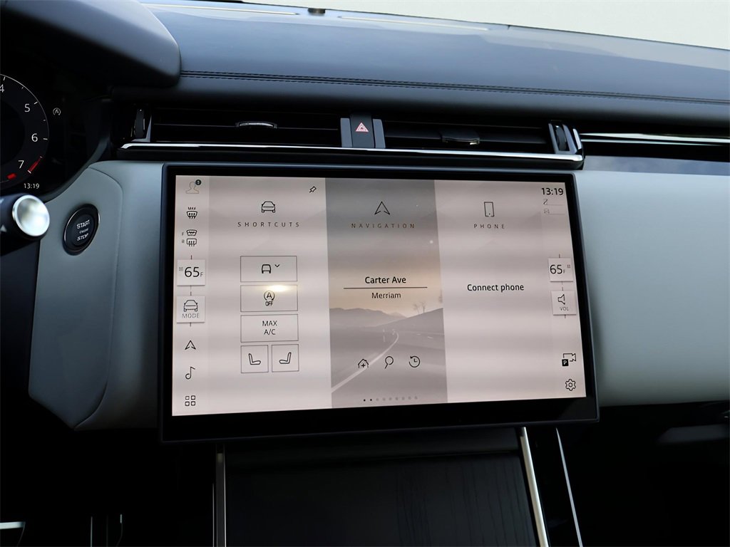 New 2026 Land Rover Range Rover Velar Dynamic SE image 24