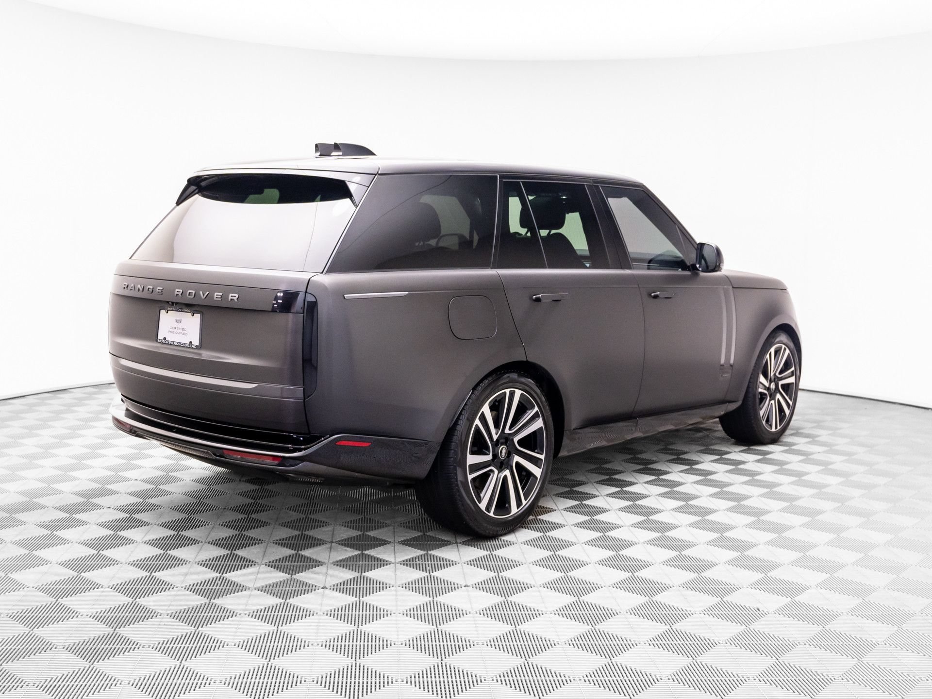 Used 2023 Land Rover Range Rover Autobiography AWD/4WD image 5