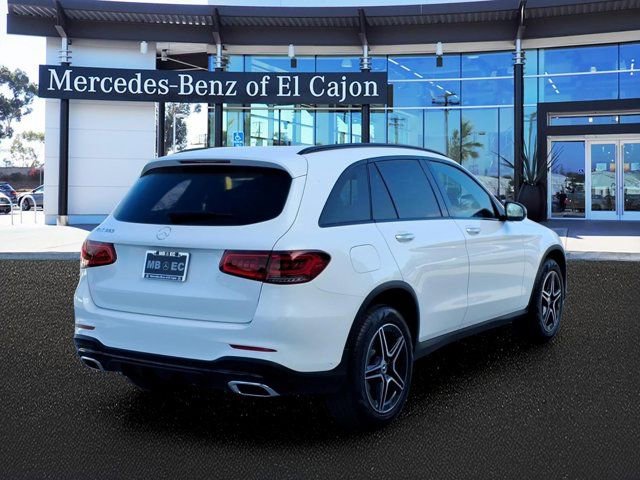 Certified 2022 Mercedes-Benz GLC 300 image 3