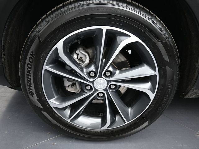 Used 2022 Buick Encore GX Select image 25