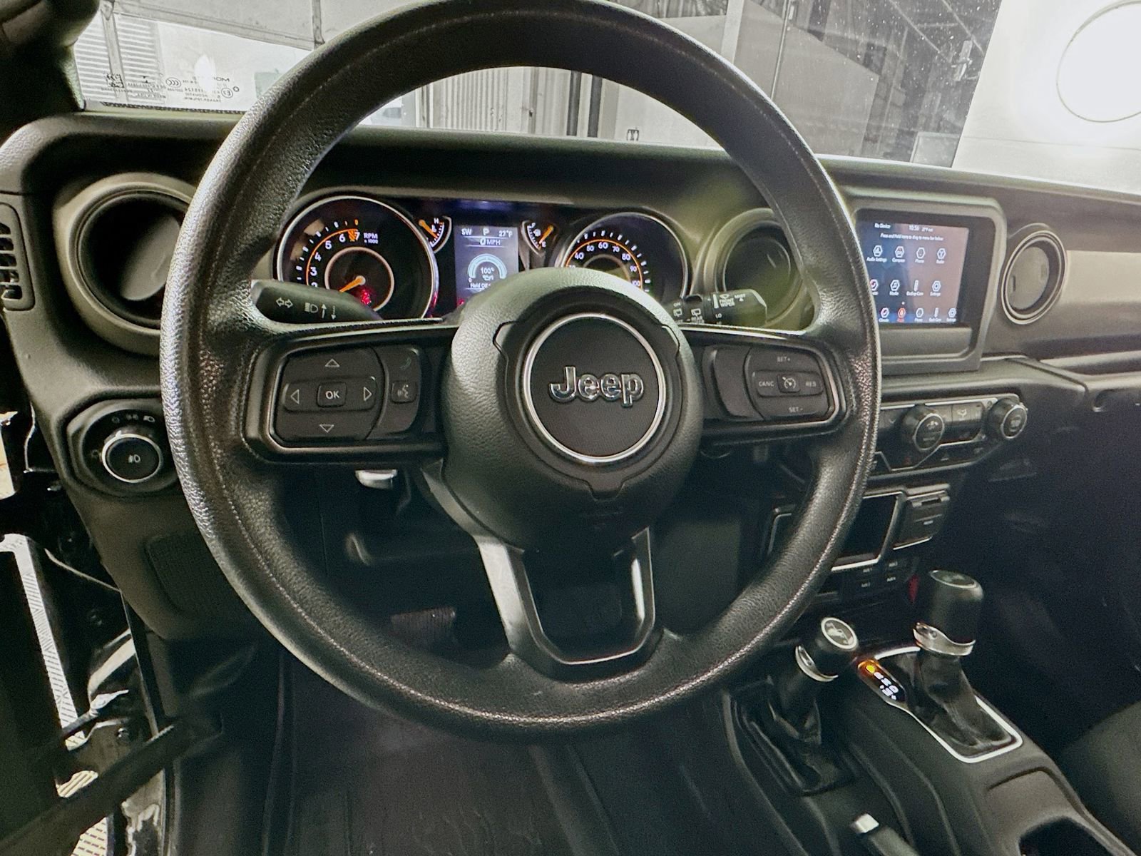 Used 2022 Jeep Wrangler Sport image 9