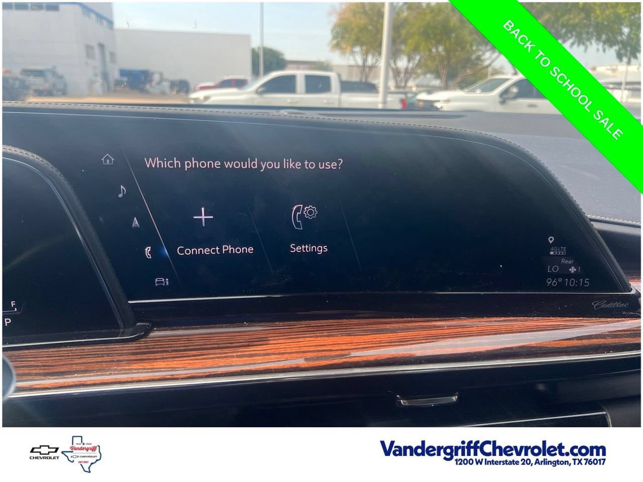 Used 2021 Cadillac Escalade ESV Premium Luxury AWD/4WD image 16