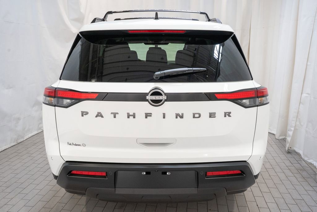 New 2026 Nissan Pathfinder SV image 5