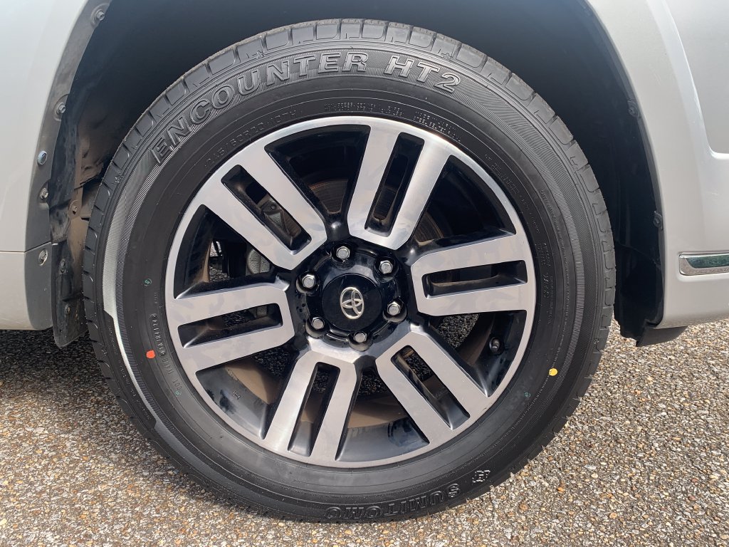Used 2022 Toyota 4Runner Limited RWD image 8
