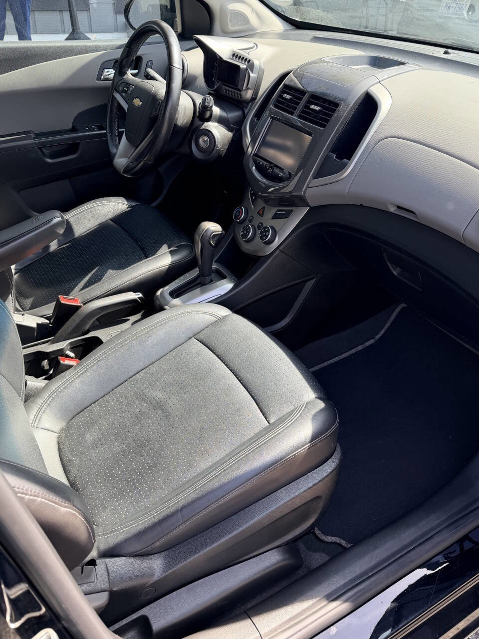 Used 2016 Chevrolet Sonic LTZ image 2