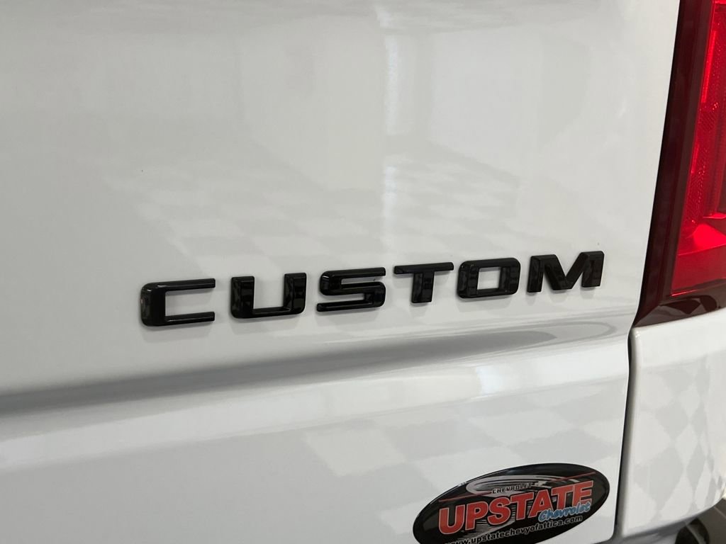Used 2021 Chevrolet Silverado 1500 Custom w/ LPO, Dark Essentials Package AWD/4WD image 13