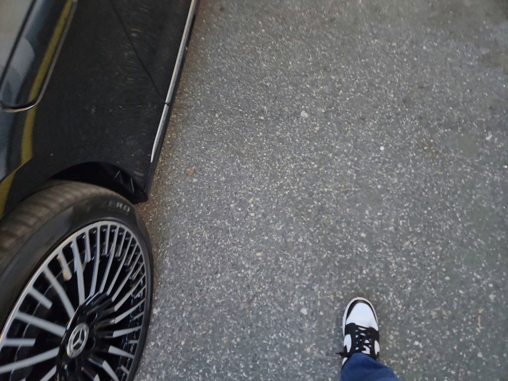 Used 2023 Mercedes-Benz EQS 450+ 4MATIC Sedan image 23