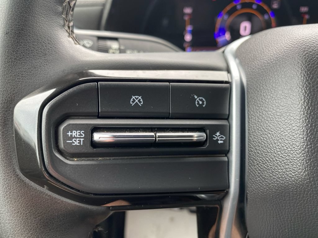 Used 2023 Chevrolet Colorado LT w/ LT Convenience Package II AWD/4WD image 39