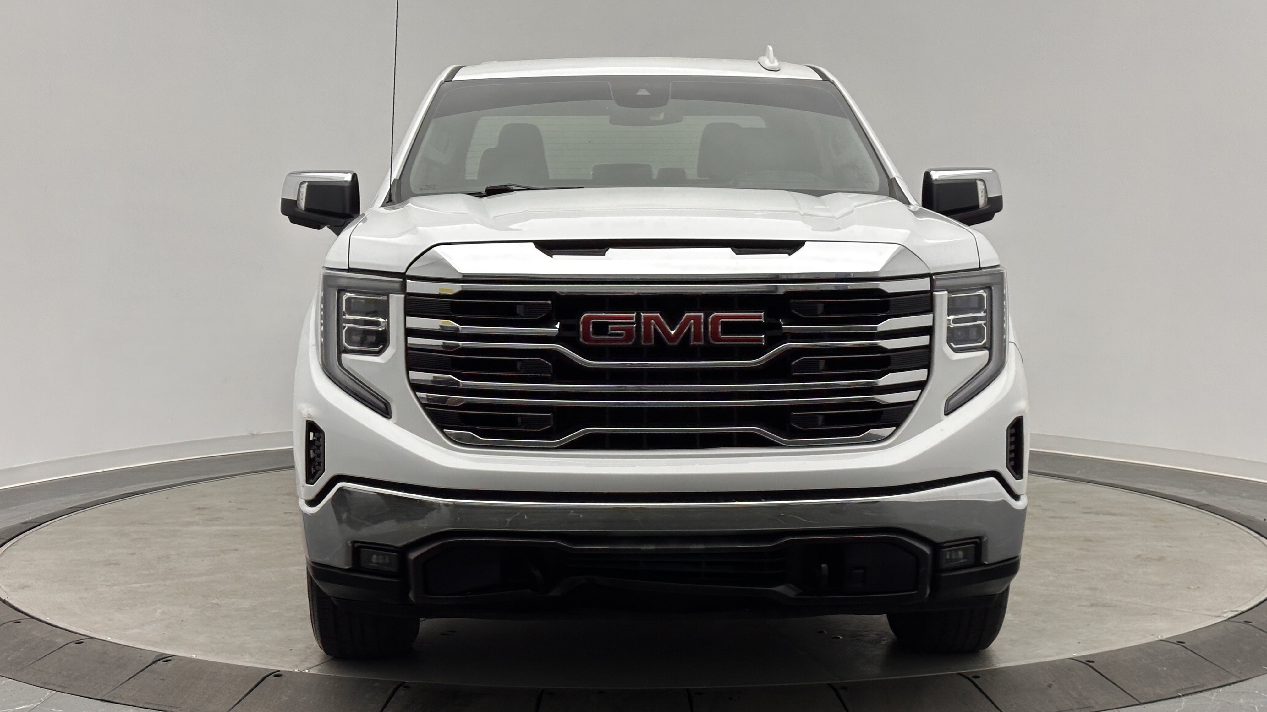 Used 2022 GMC Sierra 1500 SLT RWD video 2