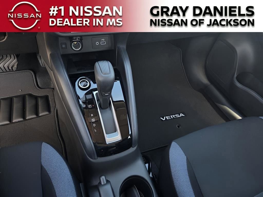 New 2025 Nissan Versa SV w/ Trunk Package image 9