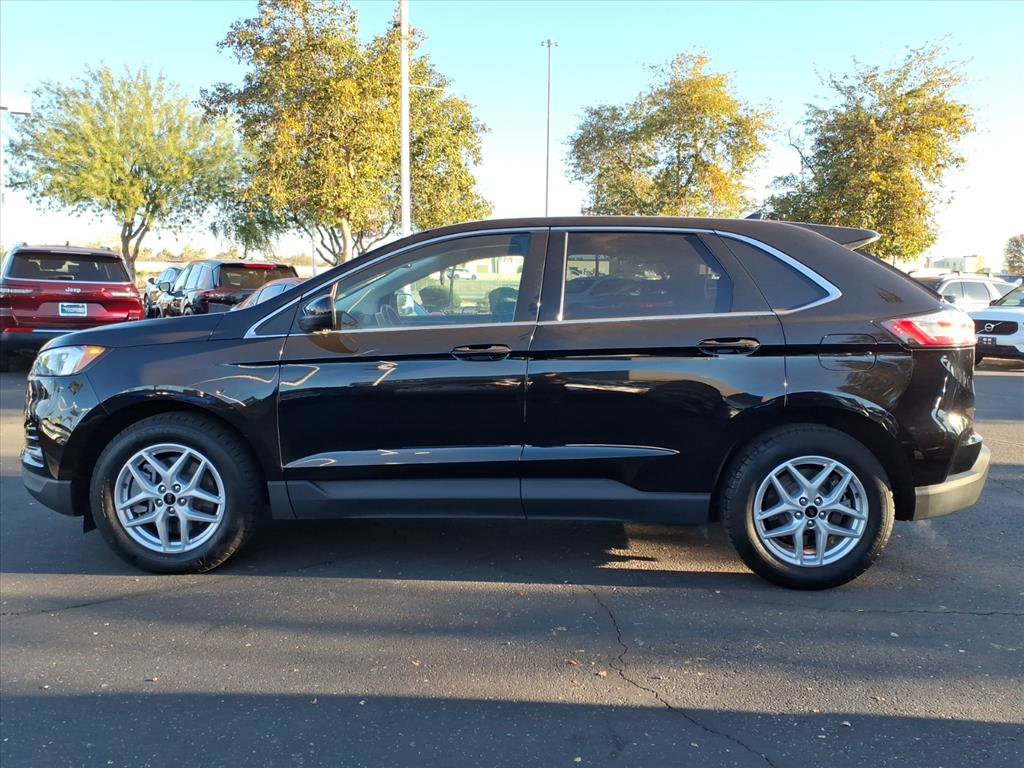 Used 2024 Ford Edge SEL image 2