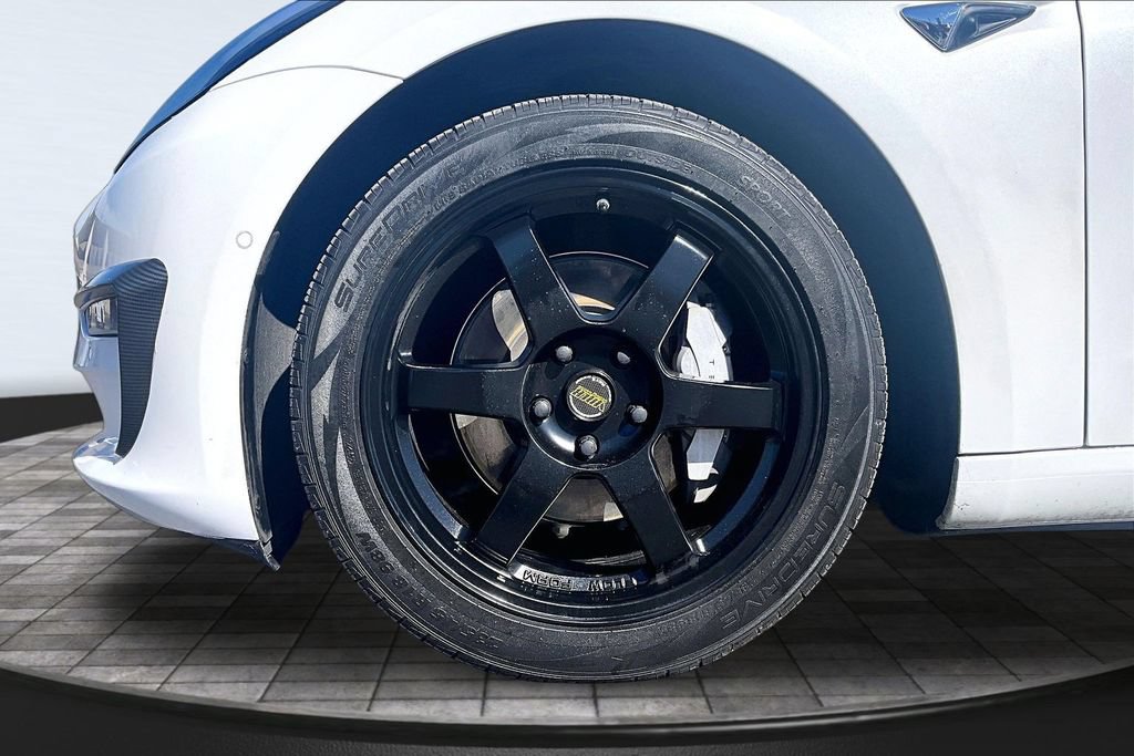 Used 2020 Tesla Model 3 Long Range AWD/4WD image 8