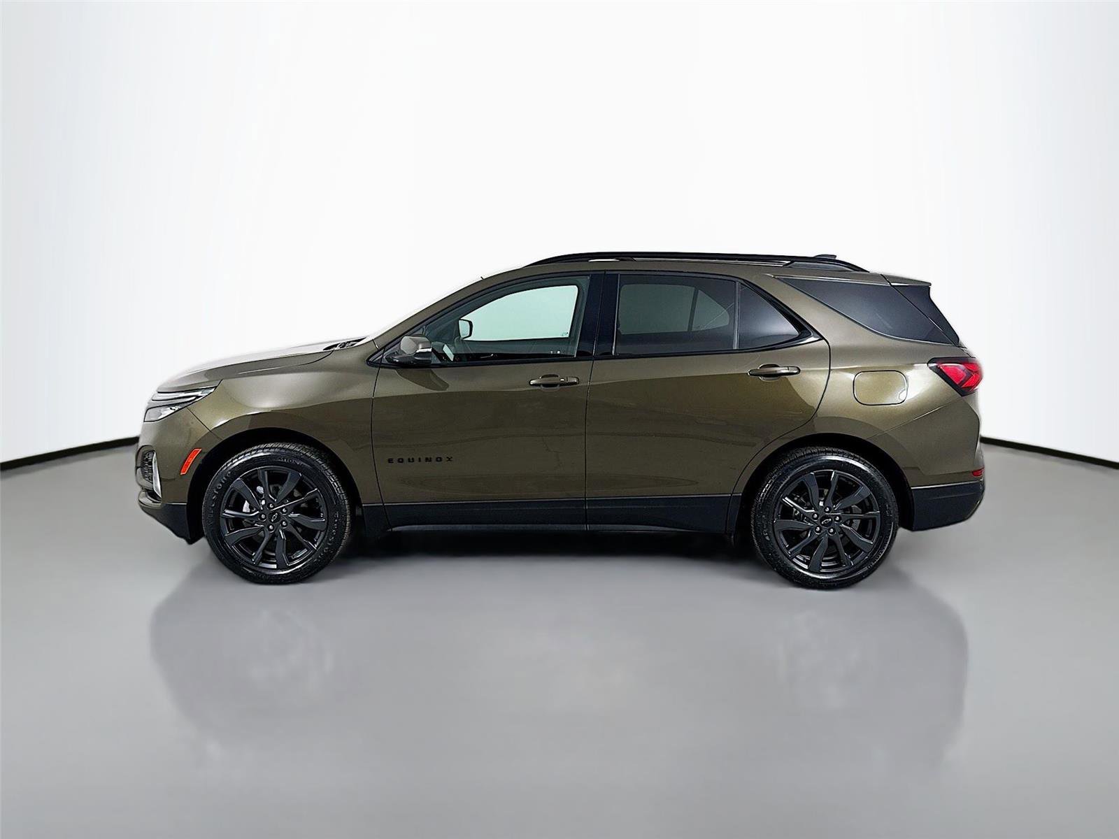 Used 2023 Chevrolet Equinox RS image 5