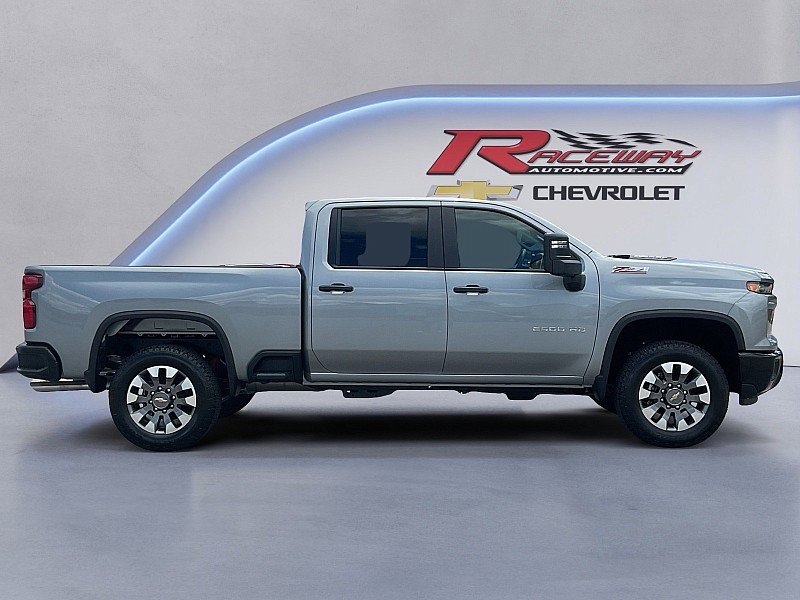 New 2025 Chevrolet Silverado 2500 Custom image 6