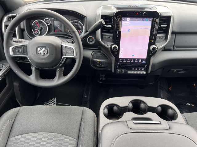 Used 2025 RAM 2500 Big Horn AWD/4WD image 3