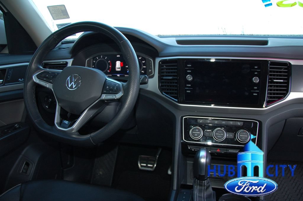 Used 2022 Volkswagen Atlas SEL Premium AWD/4WD image 19