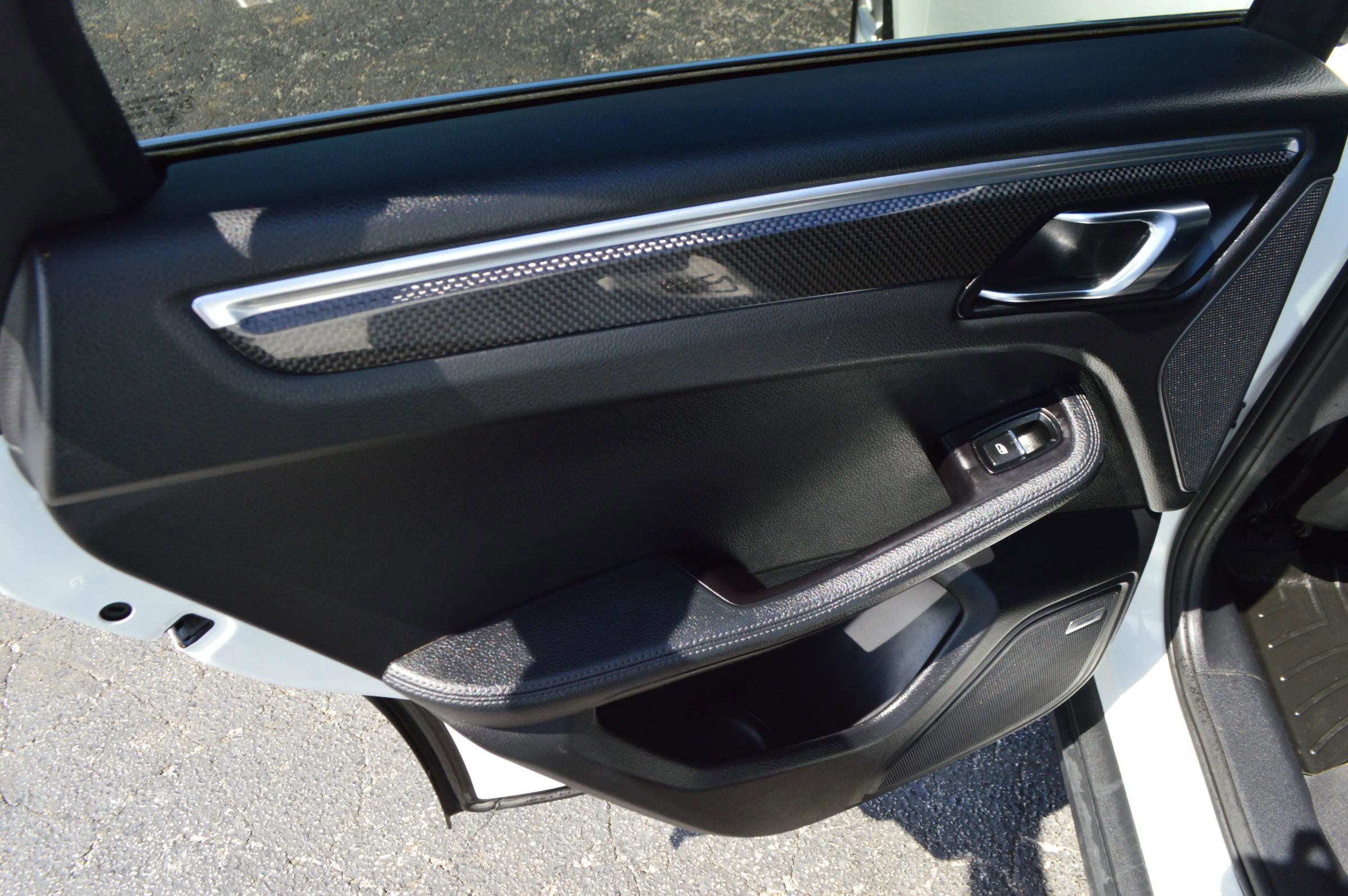 Used 2017 Porsche Macan S image 18